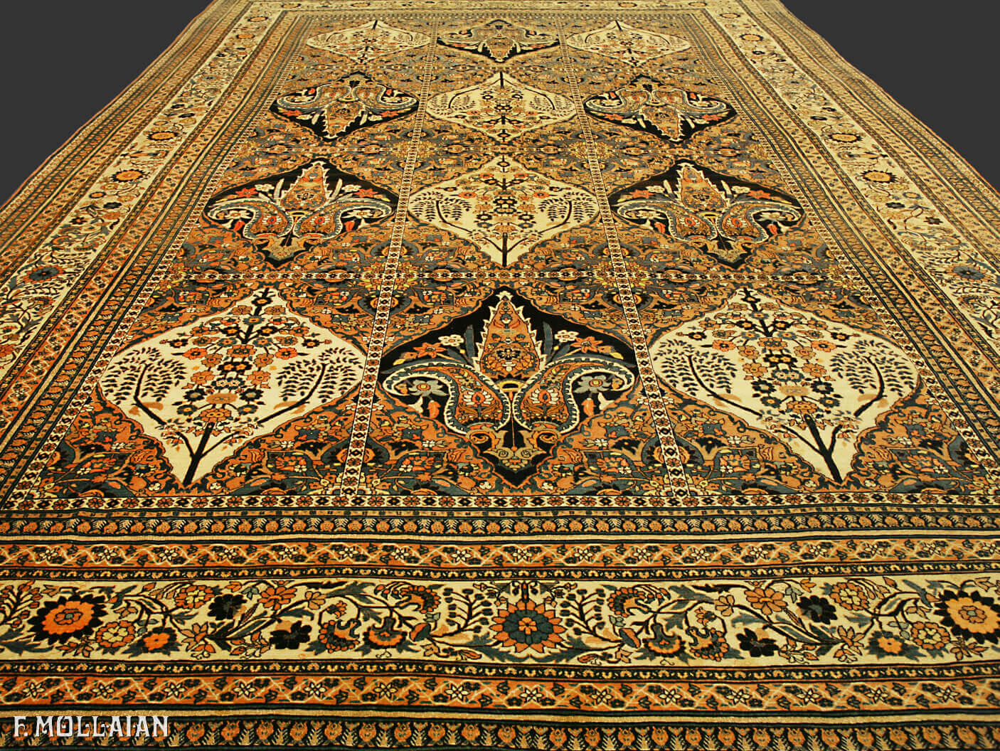 Tapis Persan Antique Tabriz Hadji djalili n°:20541709